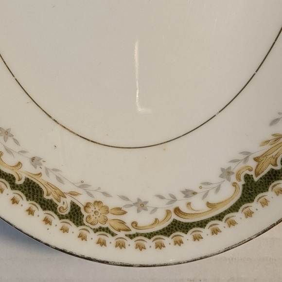 Vintage Signature Collection Queen Anne's Select Fine China Oval Serving Dish - Picture 3 of 16